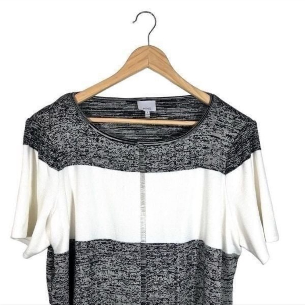 MING Ivory & Gray Knit Top Short Sleeve Cut-Out Back Design Size Large